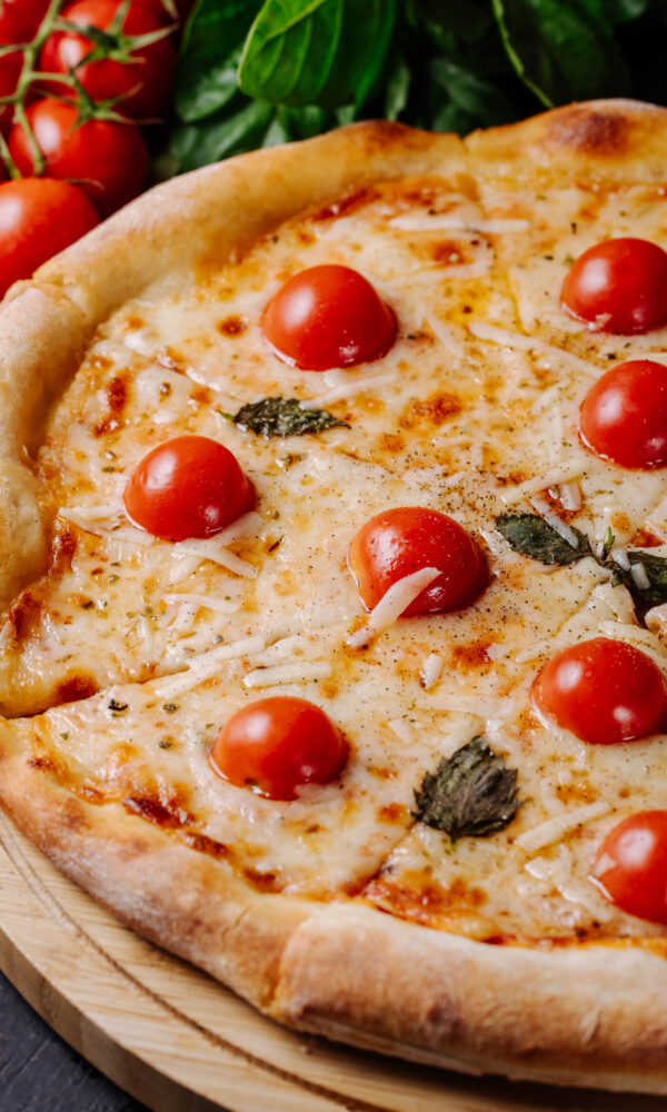 margarita-pizza-with-cherry-tomatoes-basilic-leaves margarita-pizza-with-cherry-tomatoes-basilic-leaves
